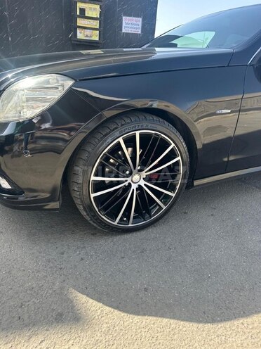 Mercedes E 220 d 2009, 395,000 km - 2.2 l - Bakı