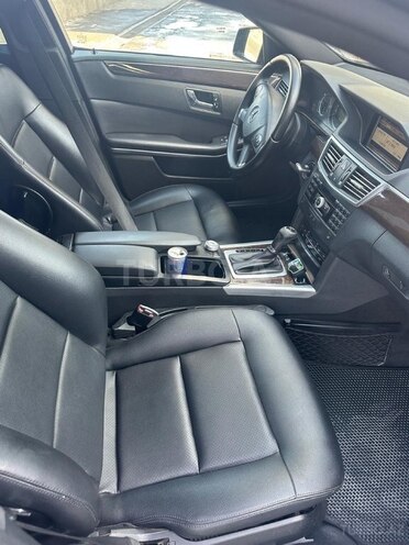 Mercedes E 220 d 2009, 395,000 km - 2.2 l - Bakı