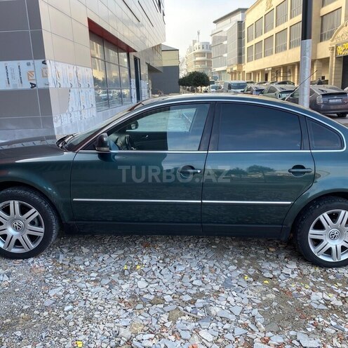 Volkswagen Passat 2004, 360,234 km - 1.8 l - Bakı