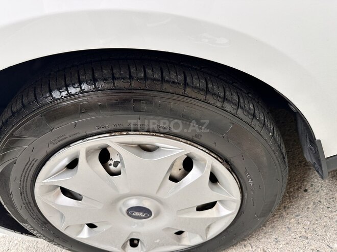 Ford Tourneo Connect 2014, 127,000 km - 1.6 l - Bakı