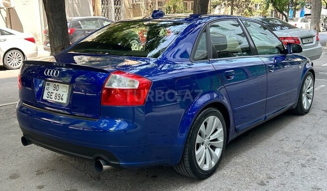 Audi A4 2003, 421,500 km - 1.8 л - Bakı