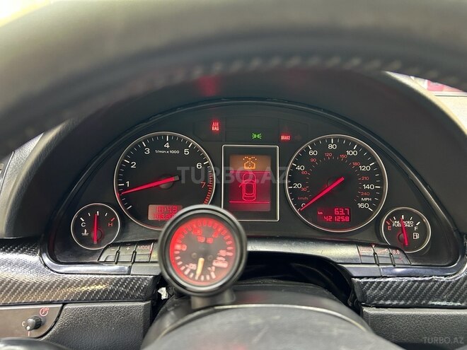 Audi A4 2003, 421,500 km - 1.8 л - Bakı
