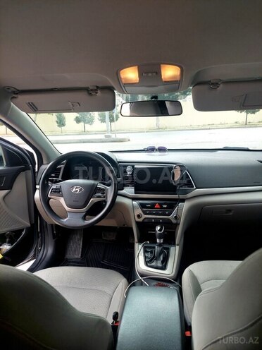 Hyundai Elantra 2016, 132,000 km - 2.0 л - Gəncə