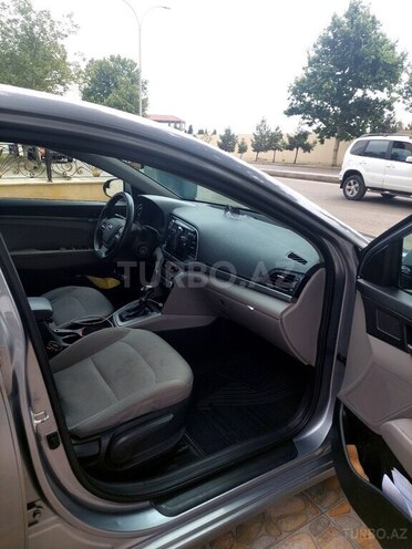 Hyundai Elantra 2016, 132,000 km - 2.0 л - Gəncə