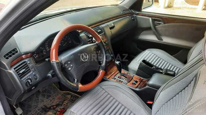Mercedes E 220 d 2000, 500,461 km - 2.2 l - Bakı