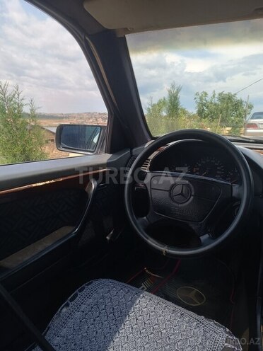 Mercedes C 220 1995, 337,000 km - 2.2 л - Bakı