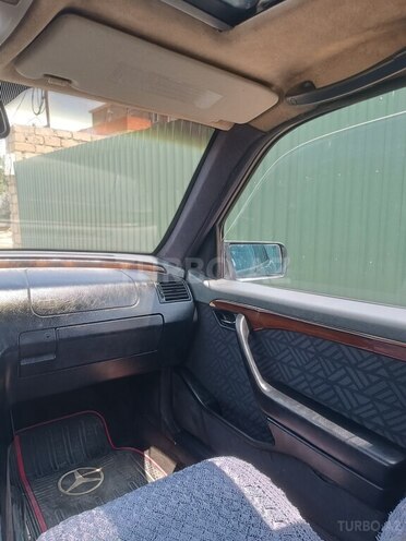 Mercedes C 220 1995, 337,000 km - 2.2 л - Bakı