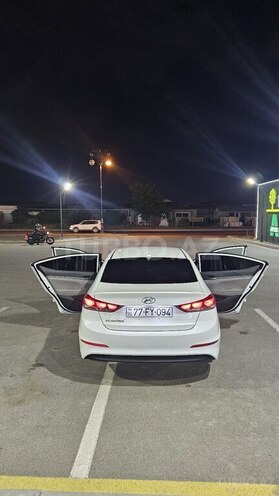 Hyundai Elantra 2016, 138,404 km - 2.0 l - Bakı