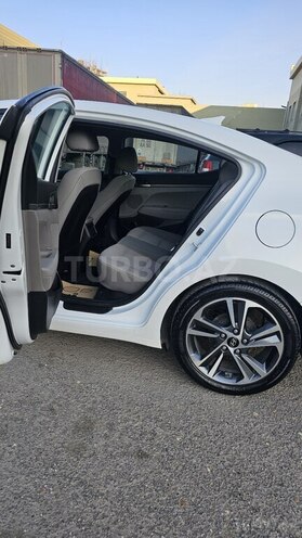 Hyundai Elantra 2016, 138,404 km - 2.0 l - Bakı