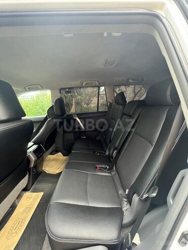 Toyota Land Cruiser Prado 2011, 180,000 km - 2.7 l - Bakı