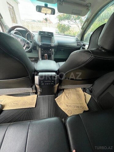 Toyota Land Cruiser Prado 2011, 180,000 km - 2.7 l - Bakı