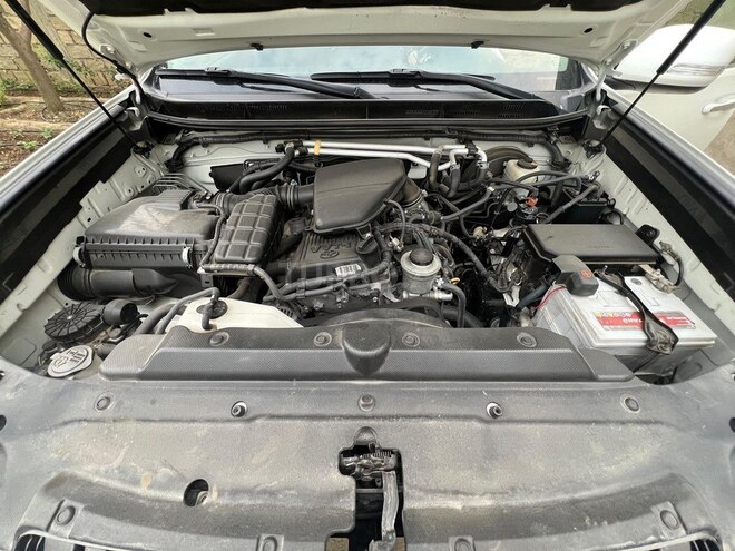 Toyota Land Cruiser Prado 2011, 180,000 km - 2.7 l - Bakı