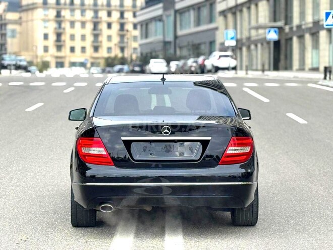Mercedes C 250 2013, 136,077 km - 1.8 l - Bakı