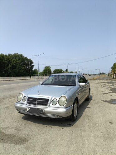 Mercedes E 200 1999, 683,537 km - 2.0 л - Ağdaş