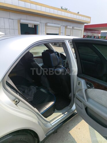 Mercedes E 200 1999, 683,537 km - 2.0 л - Ağdaş