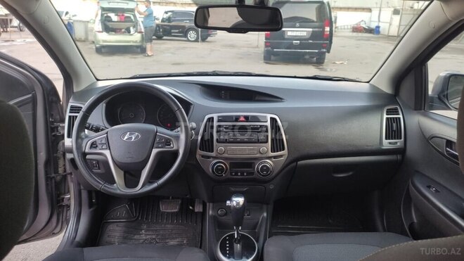 Hyundai i20 2013, 72,000 km - 1.4 l - Bakı
