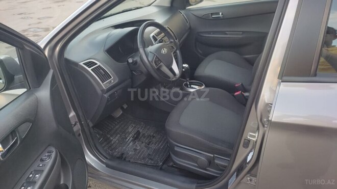 Hyundai i20 2013, 72,000 km - 1.4 l - Bakı