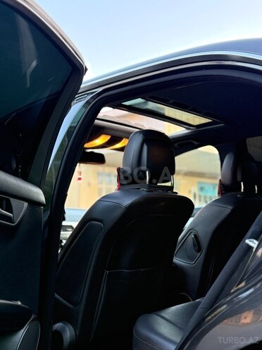 Mercedes C 250 2012, 236,000 km - 1.8 l - İmişli