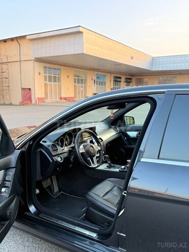 Mercedes C 250 2012, 236,000 km - 1.8 l - İmişli