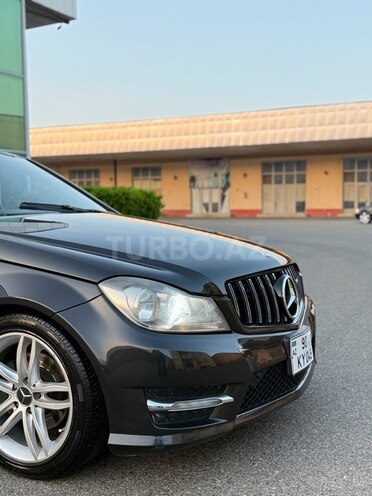 Mercedes C 250 2012, 236,000 km - 1.8 l - İmişli