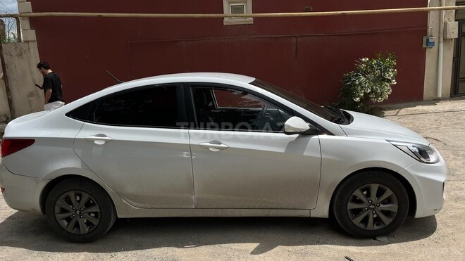 Hyundai Accent 2018, 213,286 km - 1.4 l - Bakı