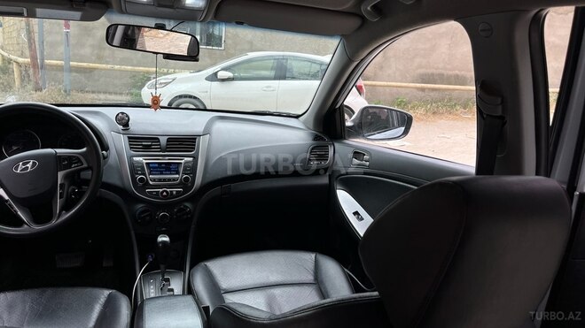 Hyundai Accent 2018, 213,286 km - 1.4 l - Bakı