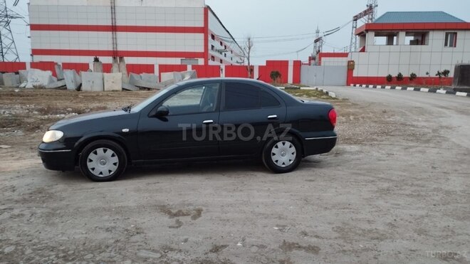 Nissan Sunny-5