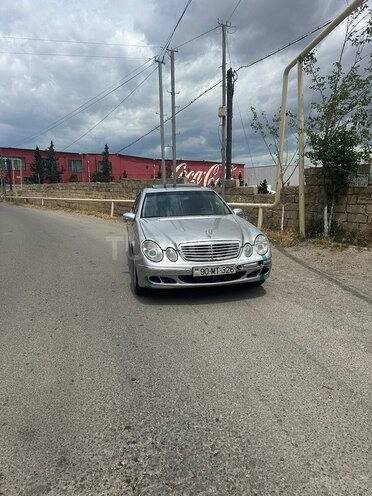Mercedes E 220 d 2004, 352,967 km - 2.2 l - Bakı