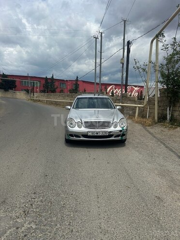 Mercedes E 220 d 2004, 352,967 km - 2.2 l - Bakı