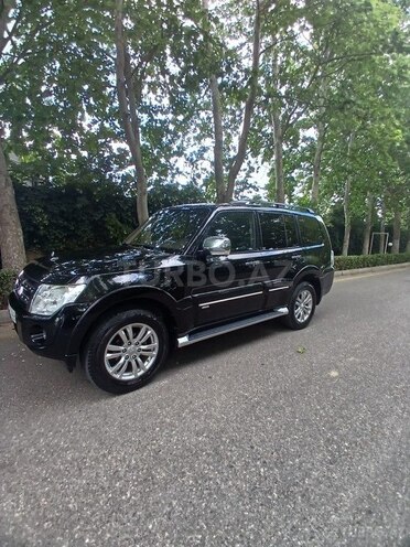 Mitsubishi Pajero 2013, 221,000 km - 3.0 l - Bakı