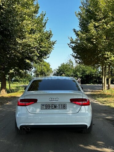 Audi A4 2014, 170,000 km - 1.8 l - Masallı
