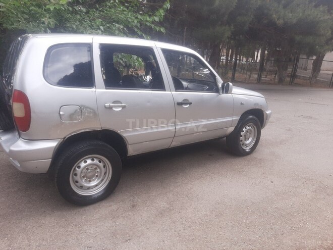 Chevrolet Niva 2004, 129,000 km - 1.7 л - Bakı