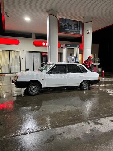 LADA (VAZ) 21099 1997, 450,000 km - 1.5 л - Qusar