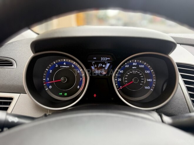 Hyundai Elantra 2015, 138,350 km - 1.8 л - Bakı
