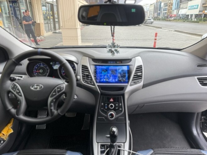 Hyundai Elantra 2015, 138,350 km - 1.8 л - Bakı