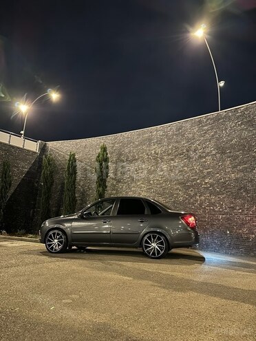LADA (VAZ) Granta-6