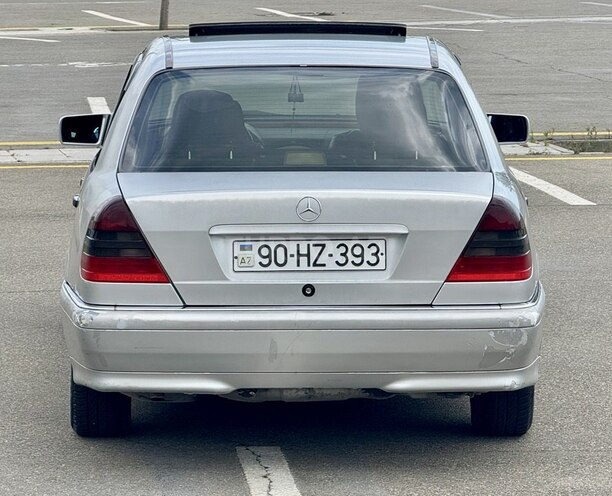 Mercedes C 180 1998, 320,450 km - 1.8 l - Bakı