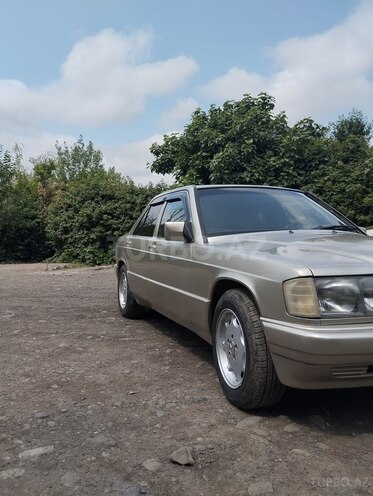 Mercedes 190 1990, 250,000 km - 2.3 l - Gəncə