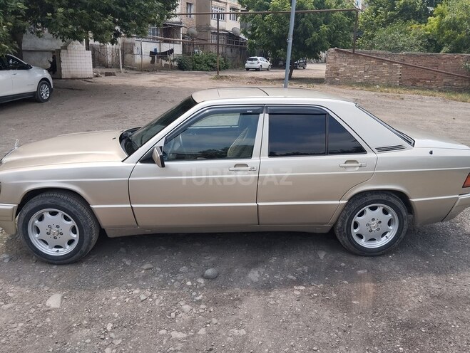 Mercedes 190 1990, 250,000 km - 2.3 l - Gəncə