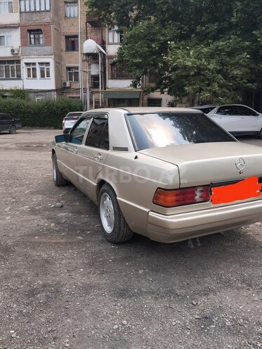 Mercedes 190 1990, 250,000 km - 2.3 l - Gəncə