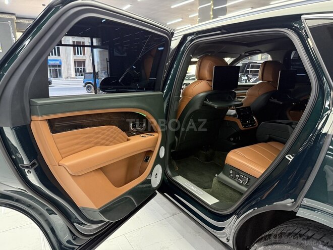 Bentley Bentayga 2023, 21,000 km - 4.0 l - Bakı