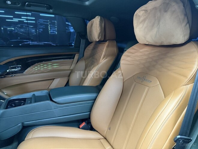 Bentley Bentayga 2023, 21,000 km - 4.0 l - Bakı