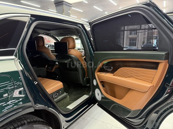Bentley Bentayga 2023, 21,000 km - 4.0 l - Bakı