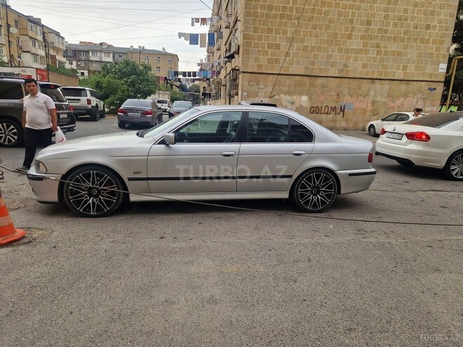 BMW 540 1997, 298,000 km - 4.4 l - Bakı