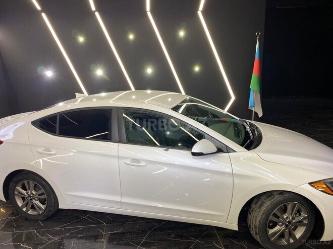 Hyundai Elantra 2016, 158,359 km - 2.0 l - Bakı