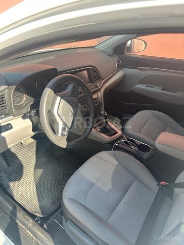 Hyundai Elantra 2016, 158,359 km - 2.0 l - Bakı
