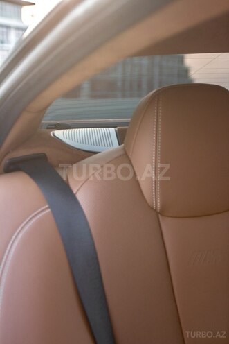 BMW M6-14