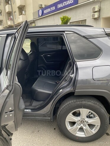 Toyota RAV4 2021, 20,000 km - 2.5 l - Bakı