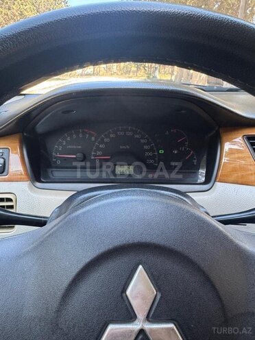 Mitsubishi Lancer 2006, 266,500 km - 1.6 l - Bakı