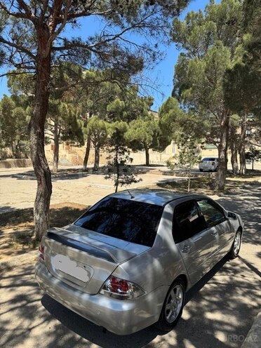 Mitsubishi Lancer 2006, 266,500 km - 1.6 l - Bakı